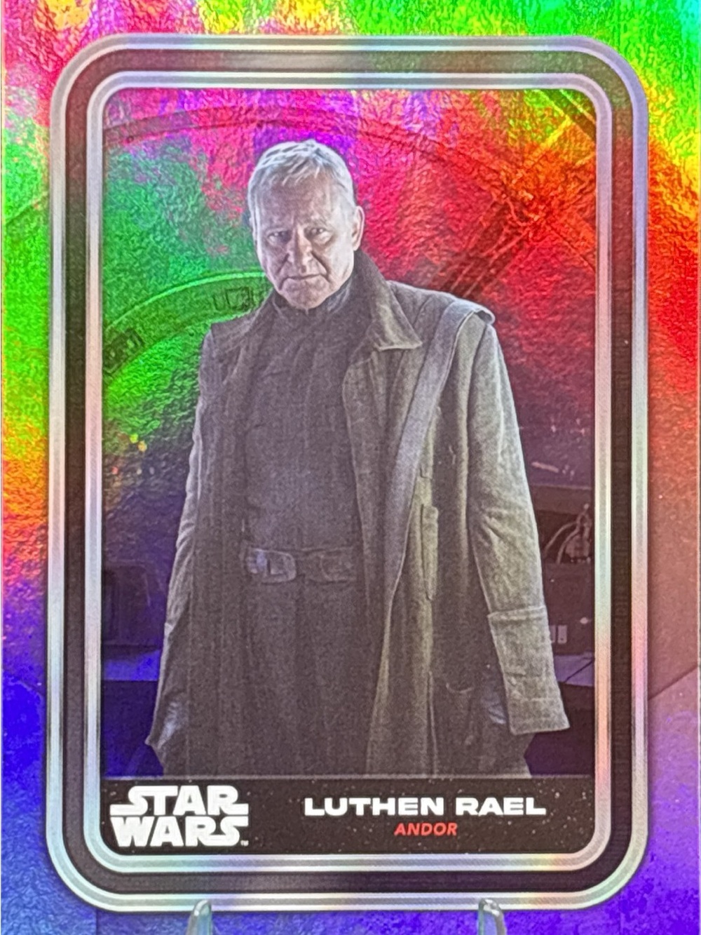 Topps Star Wars Trading Card – Multicolor Holographic Luthen Rael